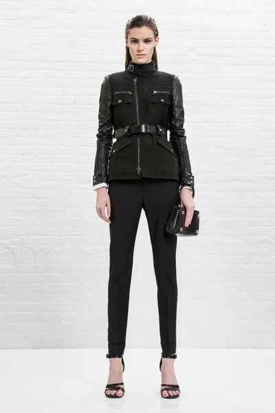 Look 15